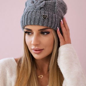 Žieminė kepurė tamsiai pilkos spalvos