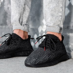 Vyriški laisvalaikio sportbačiai – juodi