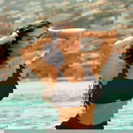 maudymosi kostiumėlis