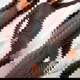 NOLIA šokoladinės spalvos elastinga dryžuota suknelė