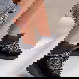 Zomšiniai sniego batai moterims su storiais raišteliais D.Franklin DFSH375003 Juodos spalvos