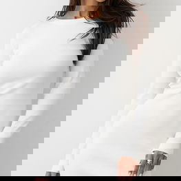 Elastiška suknelė su skeltuku ROMANCE