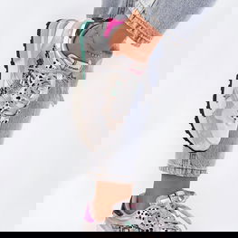 Sportiniai bateliai moterims, balti zomšiniai