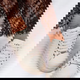 Sportbačiai moterims ant platformos smėlio spalvos odiniai