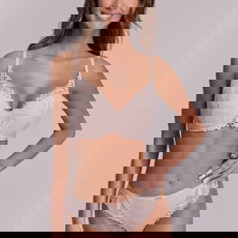 Juodos medvilninės kelnaitės moterims kasdieniam dėvėjimui