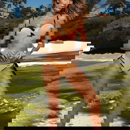 Maudymosi kostiumėlis dviejų dalių moterims