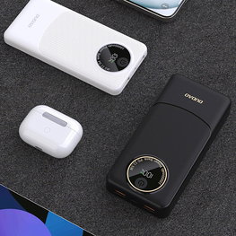 Baltas 10000 mAh išorinis akumuliatorius su USB-C ir USB-A