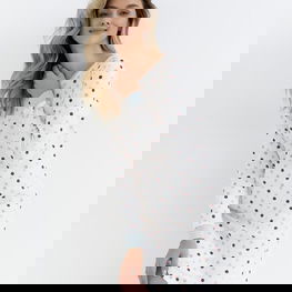 Naktiniai marškiniai moterims iš lengvo audinio