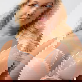 Švelni rožinė nėriniuota liemenėlė moterims