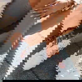 Odiniai balti sportiniai bateliai su ananaso segtuku