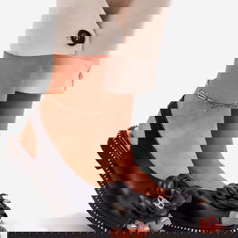 Odinės juodos vasarinės basutės su dekoru