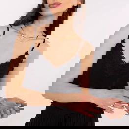 Juoda moteriška palaidinė su nėriniais vasarai Fresh Made