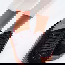 Moteriški juodi zomšiniai laisvalaikio batai su guma Big Star