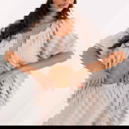 Moteriškas smėlio spalvos vasarinis drabužių komplektas su raukiniais Och Bella