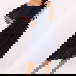 Kokteilinė tamsiai mėlyna suknelė su klostėmis ir plikais pečiais Och Bella