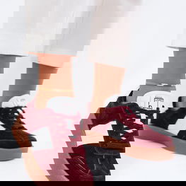 Laisvalaikio batai bordo spalvos zomšiniai moterims Daniel Lopez