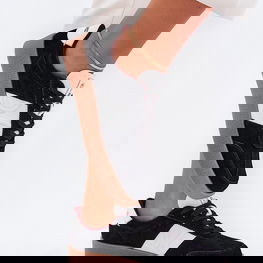 Laisvalaikio batai moterims juodi zomšiniai su baltomis detalėmis Daniel Lopez