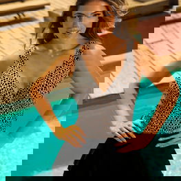 Maudymosi kostiumėlis su sijonėliu juodas raštuotas vienos dalies Barontex