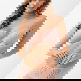 Kelnaitės kūno spalvos su nėriniais kasdienai Kelnaitės