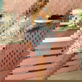 Suknelė šviesiai mėlyna su gėlėmis kasdienai Jersa