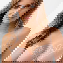 Liemenėlė kūno spalvos su nėriniais kasdienai Gorsenia