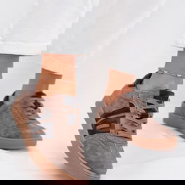 Laisvalaikio batai rudi zomšiniai su guminiais padais kasdienai Winshoes