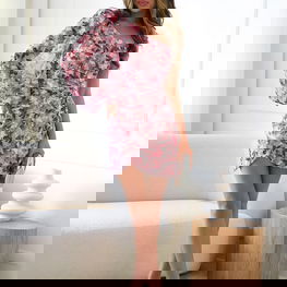 Vienos peties gėlėta trumpa suknelė vakarui – Patricia