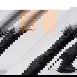 Aulinukai moteriški juodi satininiai su plunksnomis Solea