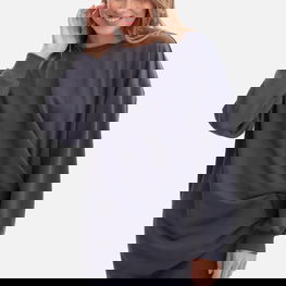 Tamsiai pilka moteriška suknelė ilgomis rankovėmis