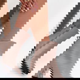 Pilki moteriški aulinukai su kulnu iš natūralios odos Vinceza