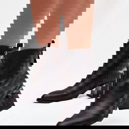 Juodi moteriški aulinukai su kulnu iš natūralios odos Vinceza