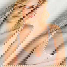 Kūno spalvos maitinimo liemenėlė Mirabile