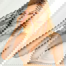 Kūno spalvos maitinimo liemenėlė Mirabile