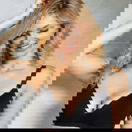 Juoda maitinimo liemenėlė Mirabile