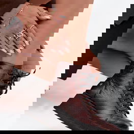 Auliniai batai platforminiai Maciejka – stiliui ir patogumui vėsiomis dienomis.