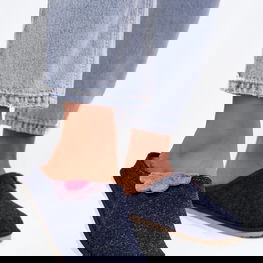 Šlepetės gėlėtos Inblu – patogumui ir lengvumui namuose.