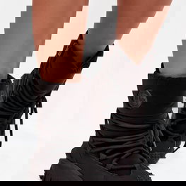 Auliniai batai Lee Cooper juodi ant platformos – patogus pasirinkimas