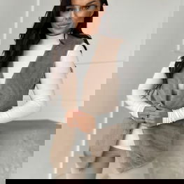 Liemenė šviesiai pilka su užtrauktuku VLR008