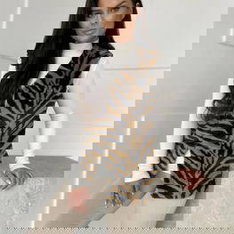 Liemenė šviesiai pilka su užtrauktuku VLR008