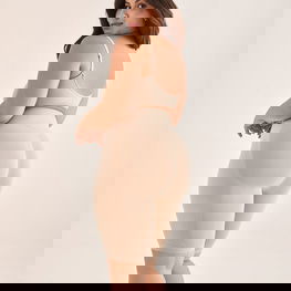 Kelnaitės formuojančios kūno linijas Shapewear – švelnumui ir pasitikėjimui kasdien.