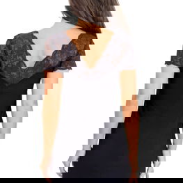 Moteriška naktinukė su nėriniais Donna