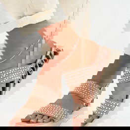 Moteriškos vasarinės basutės iš zomšo ir natūralios odos D&A