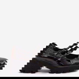 Moteriški pusbačiai su platforma ir dirželiais Kamira