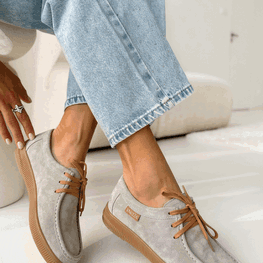 Moteriški pusbačiai iš zomšos smėlio spalvos Vinceza