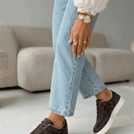 Moteriški sportbačiai iš zomšos šokolado spalvos Vinceza