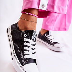 Moteriški sportiniai bateliai su perforacija juodi Big Star