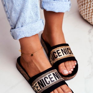 Šlepetės su tviskančiomis akutėmis juodos spalvos