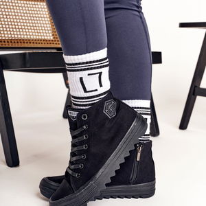 Moteriški sportbačiai ant stambaus pado BIG STAR Juodi